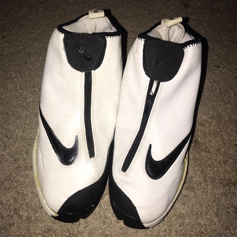 White and black Nike glove sneakers | Depop