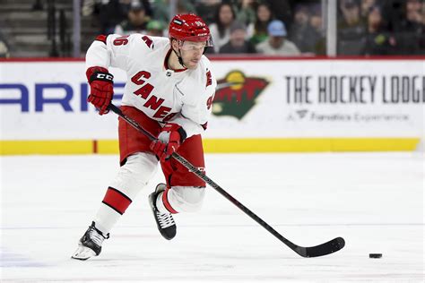 Steph Curry Gifts Jerseys to JJ Redick's Sons After Memorabilia Lost in ...