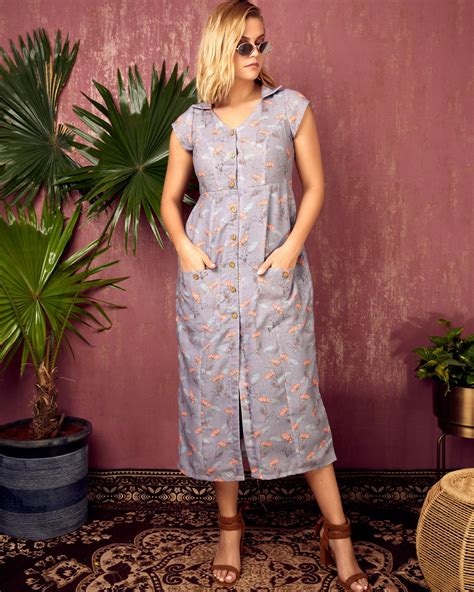 Grey Pocket Dress – Spring Diaries