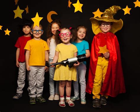 Benefits of Theatre and Dramatics for Kids - Kidwise
