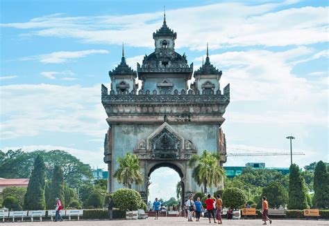 Vientiane: The Complete Guide