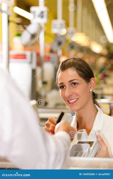 Cashier Computer 的图像结果