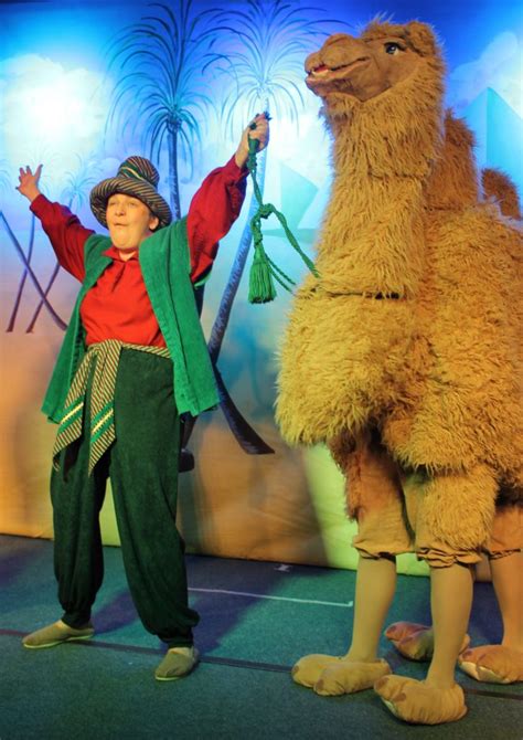 Aladdin Pantomime Finale 2018 的图像结果