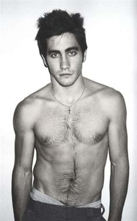30 Pictures of Jake Gyllenhaal When He Was Young