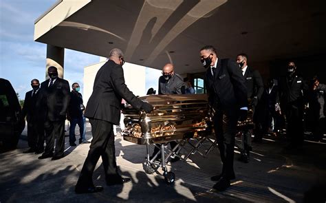 The Viewing of George Floyd, in Houston | The New Yorker