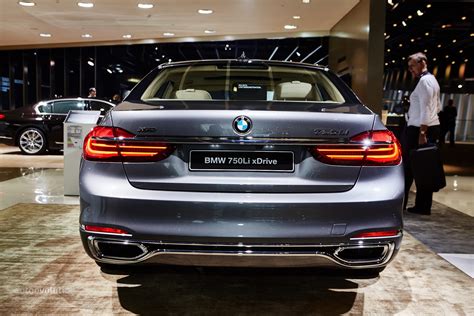 2016 BMW 7 Series Shows Up in the Metal at Frankfurt, Celebrates World Debut - autoevolution