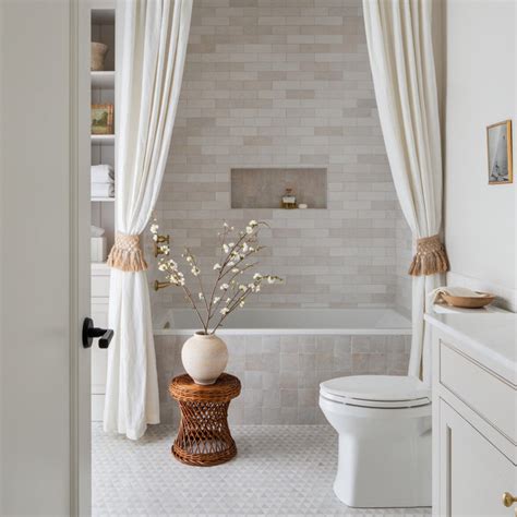 Bathroom Ideas, Inspiration & Images - May 2025 | Houzz IN