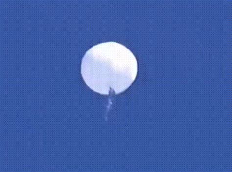 尴尬了，美媒证实美空军用80万美元导弹击落一枚30美元的科学气球|业余无线电|麦克莱恩|气球_新浪新闻