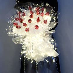 草莓怎么制作礼物最新素材