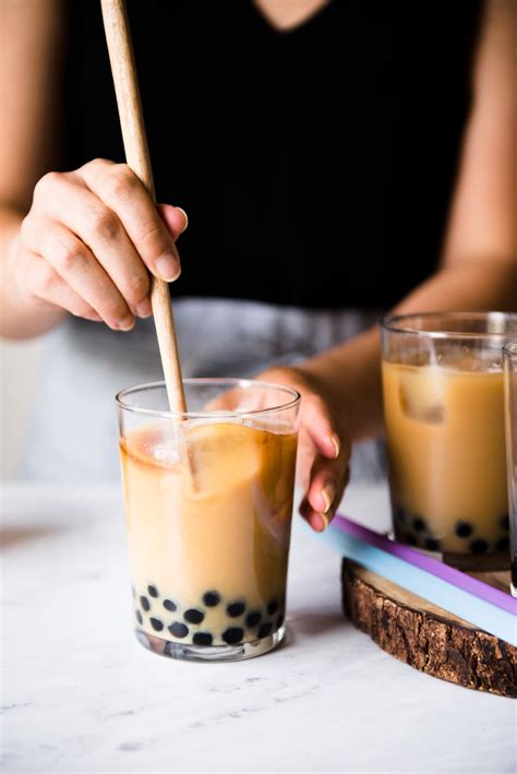 How to Make Bubble Tea (Boba Tea, 波霸奶茶/珍珠奶茶) | Lisa Lin