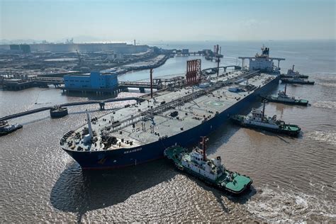 Oil tanker pursued by US now has a Russian flag painted on its side