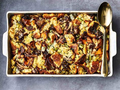 Vegan Mushroom Thanksgiving Stuffing Recipe | Vegan Girls Guide