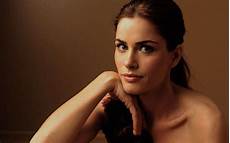 Amanda Peet Desktop Wallpapers by Amanda Peet Wallpapers Images Photos Pictures Backgrounds Amanda Peet Desktop Wallpapers