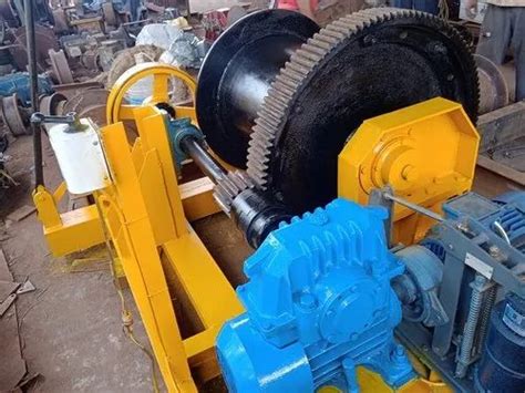 Industrial winches - Motor Electric Winch Trader - Retailer from Kolkata