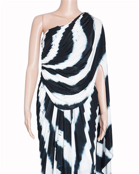 Malini Ramani Black & White Tie-Dye One-Shoulder Saree Gown | My Almari