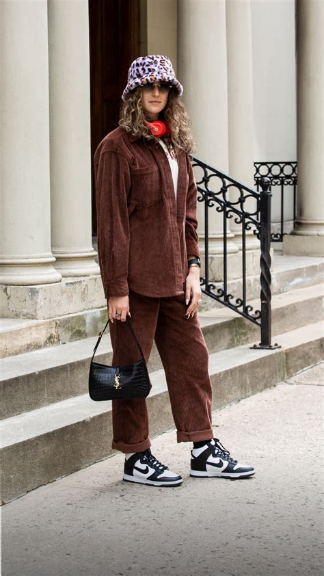 Street SNKRS: RTFKT x Takashi Murakami x Gagosian. Nike SNKRS