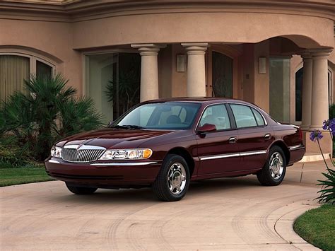 1995 Lincoln Continental Specs, Performance & Photos - autoevolution