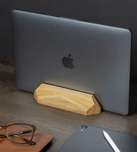 Buy Oakywood Laptop Dock - Vertical MacBook Stand (Oak) Online at ...