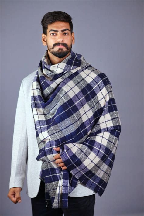 Soft And Warm Check Stole For Men – The Shawl Studio