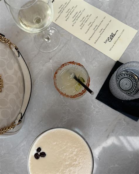 Katie Anders (@katieanders3) • Instagram photos and videos