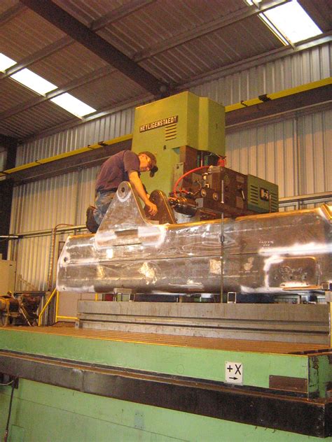 Machining Machine Big Frame 的图像结果