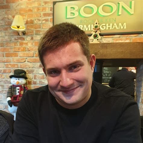 Tech Greenscreen 的图像结果