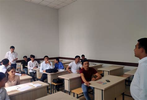 Talabalar bilan suhbat — Teletype