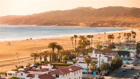 Santa Monica State Beach - Beach Review | Condé Nast Traveler