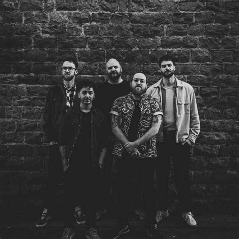 Wild Isles (acoustic) + Plummie Racket, The Castle Old Town Swindon, 21 ...