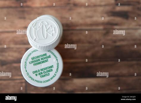 Medicine Bottle 的图像结果