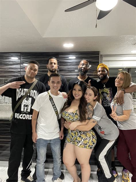 TW Pornstars - Tokyo Leigh 😈 Elite Dick Rider. Twitter. Well… the secret’s out! Shot my first ...