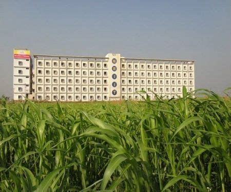 NRI Institute of Technology Guntur Campus: Photos, Virtual Tour
