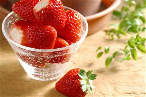 草莓是什么季节的水果 - 鲜淘网