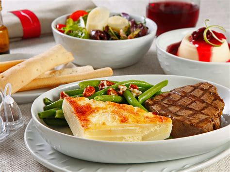 First Class Meals 的图像结果