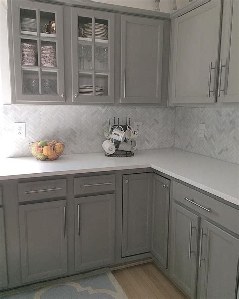Grey Kitchen Backsplash – A Stylish And Trendy Look For Your Kitchen ...