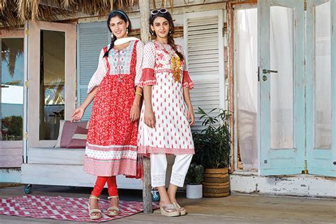 Join Niki Mehra For A Styling Masterclass