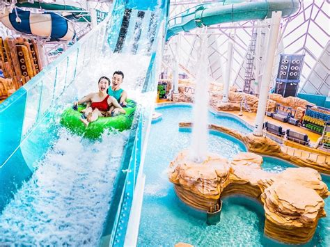 Melco opens new indoor water park at Studio City IR | blooloop