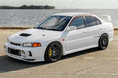 Mitsubishi Lancer Evo 4 1996 Mitsubishi Lancer Evolution IV GSR JDM