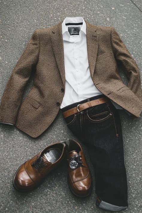 Business Casual Wardrobe Essentials for Men 的图像结果