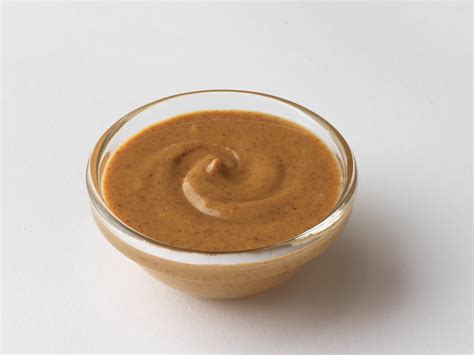 What is Almond Butter? - Health Benefits