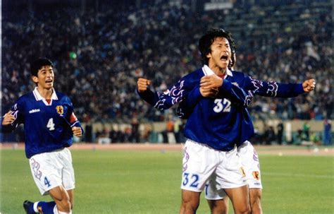 【日本代表】中山雄太「高さは質で上回れればいい」の静かな自信。手にしたいのは「長友さんの縦の推進力」 - サッカーマガジンWEB