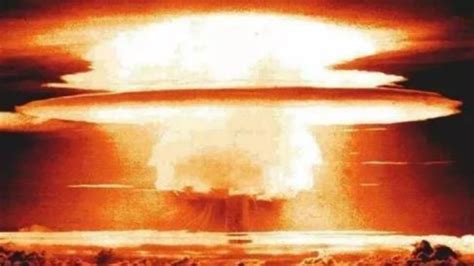 56年前的今天：新疆大漠上一声巨响，“邱小姐”震惊了国内海外_原子弹