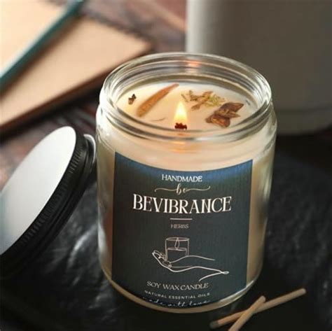 BeVibrance Cinnamon Vanilla Scented Candle, 100% Soy Wax, Non-Toxic ...