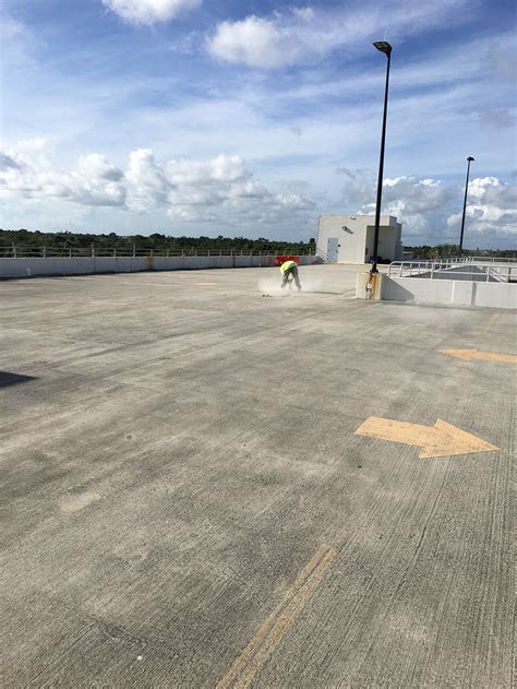Martin Memorial Parking Garage – General Caulking & Coatings