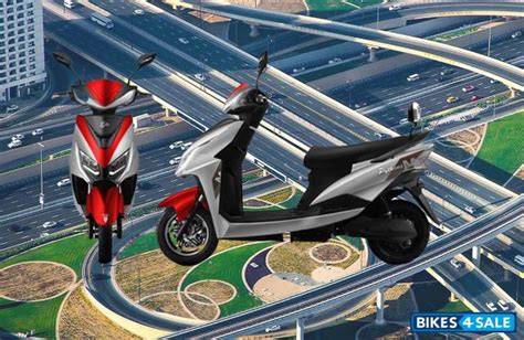 VDP Pythons Led Acid price, specs, mileage, colours, photos and reviews ...