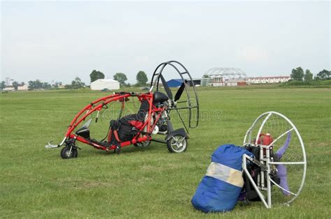 Small Flying Machine 的图像结果