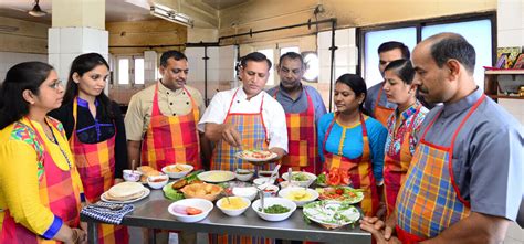 Doshi India - Employee-benefits