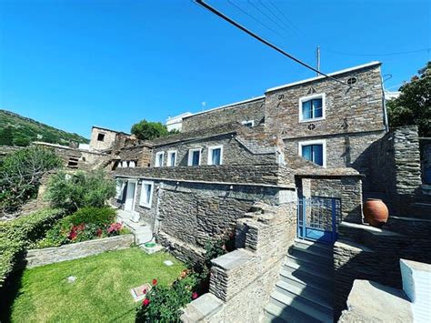 PETRA TRADITIONAL HOUSE (Episkopeío) - Lodging Reviews, Photos, Rate ...