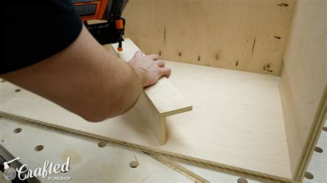 Building a Computer Desk 的图像结果