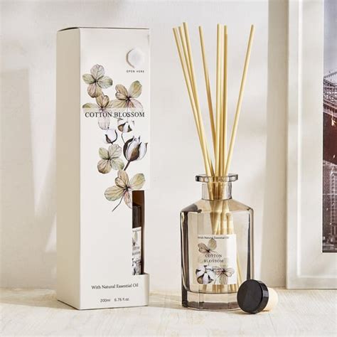 Oil Diffusers - Buy Best Diffusers Online - Home Centre